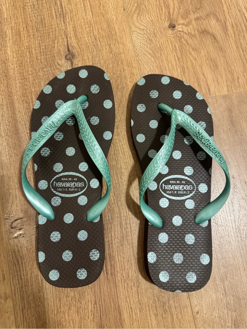 Havaianas Women’s Polka Dot Flip Flops in teal and brown